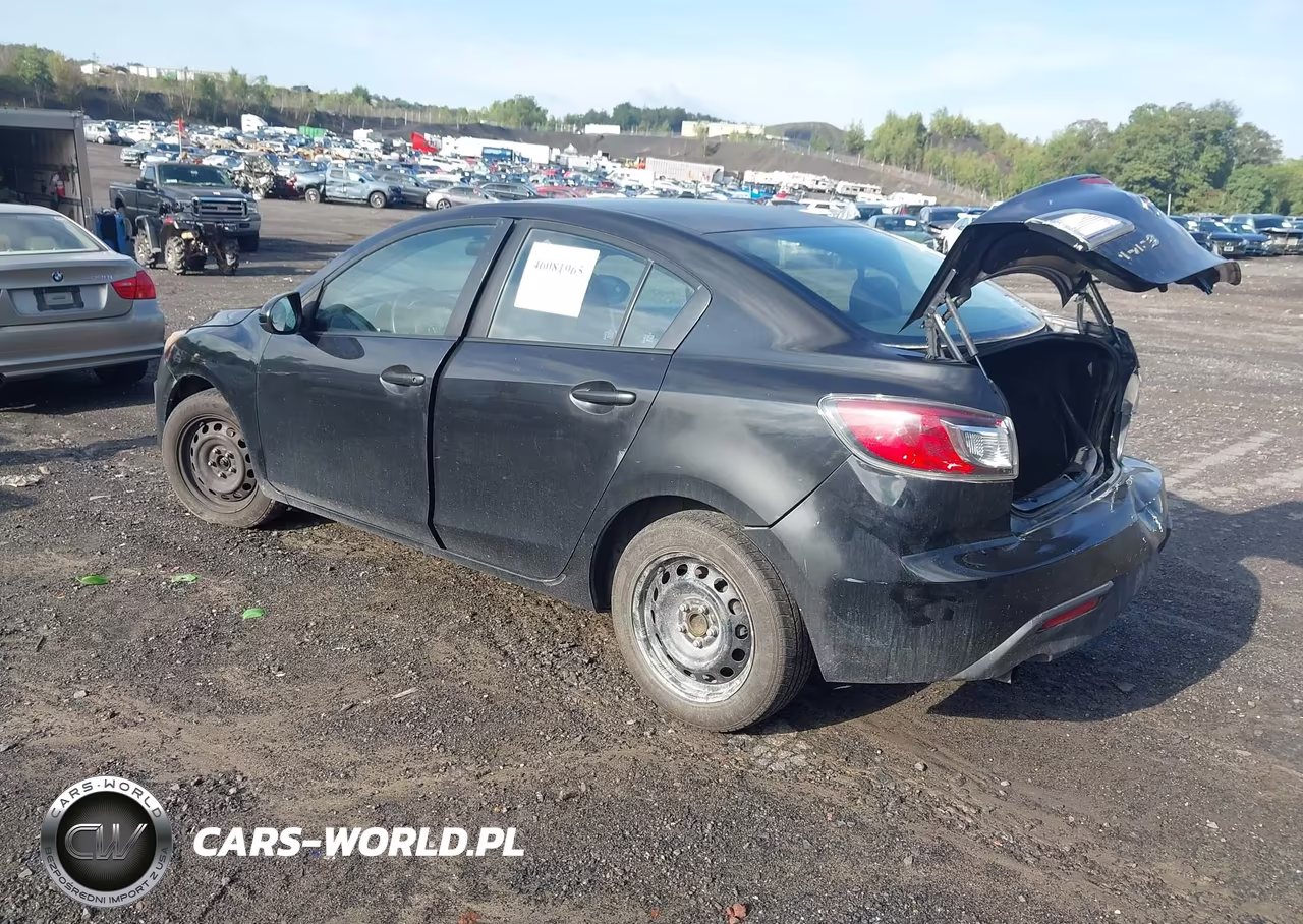 2011 Mazda Mazda3 I Sport VIN:JM1BL1UG7B1417304 - 3