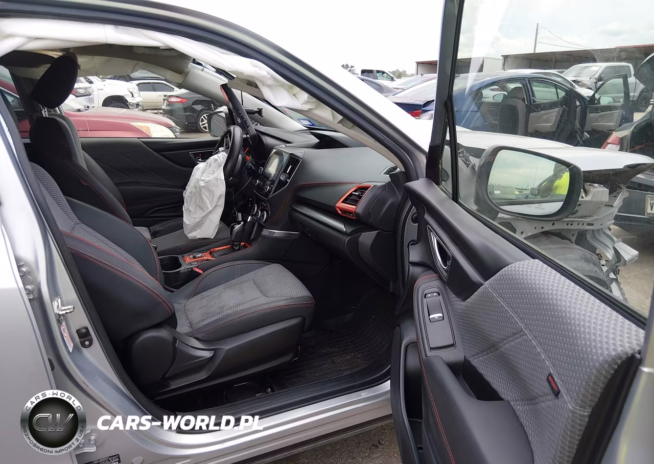 2019 Subaru Forester Sport VIN:JF2SKAKC5KH490182 - 5