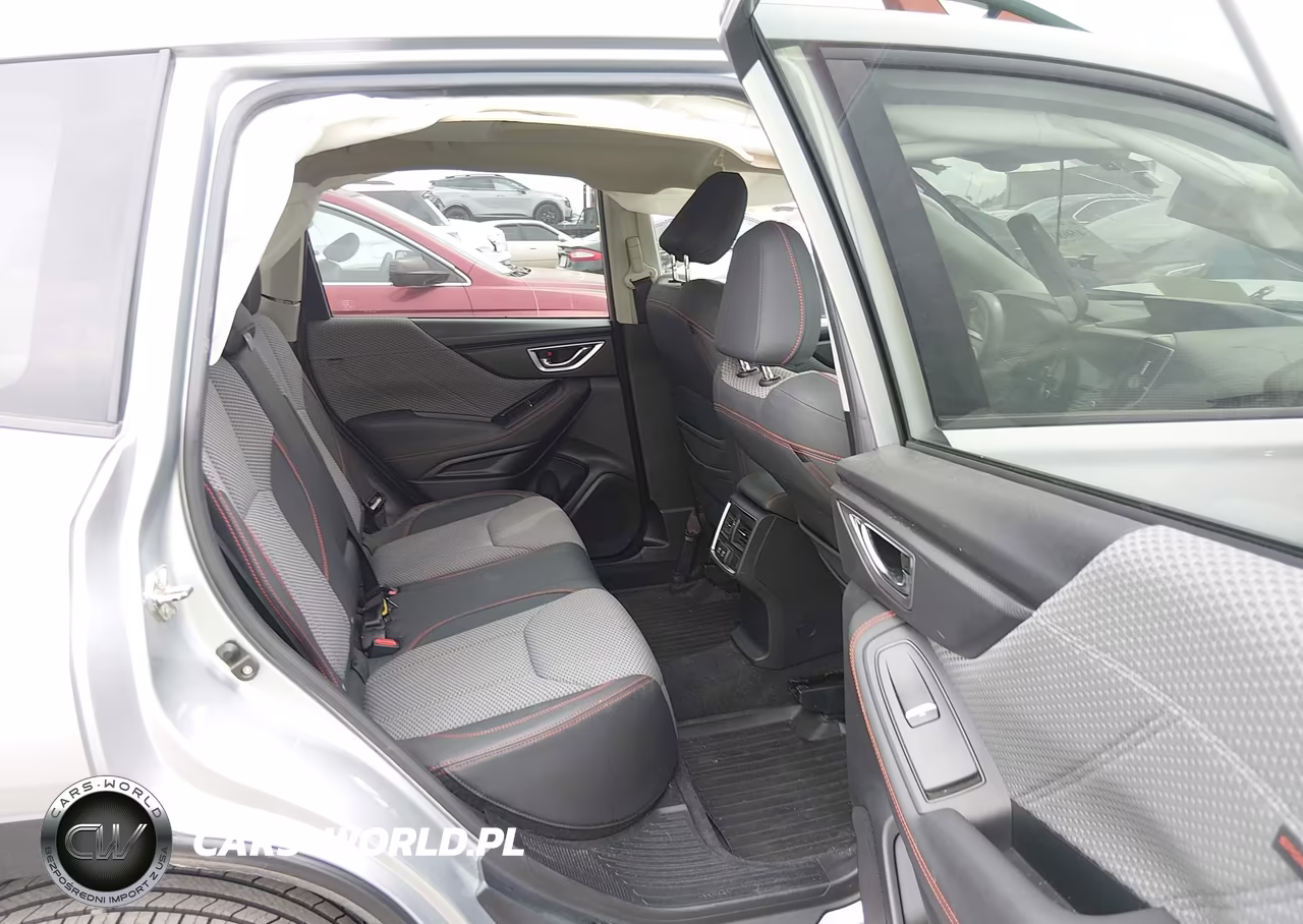 2019 Subaru Forester Sport VIN:JF2SKAKC5KH490182 - 8