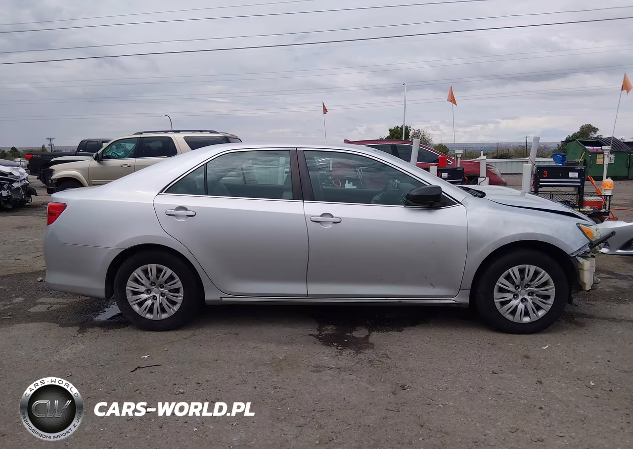 2013 Toyota Camry Le VIN:4T1BF1FK6DU273105 - 14