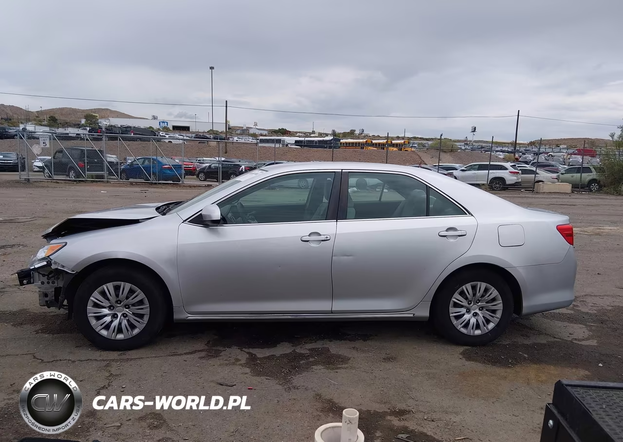 2013 Toyota Camry Le VIN:4T1BF1FK6DU273105 - 15