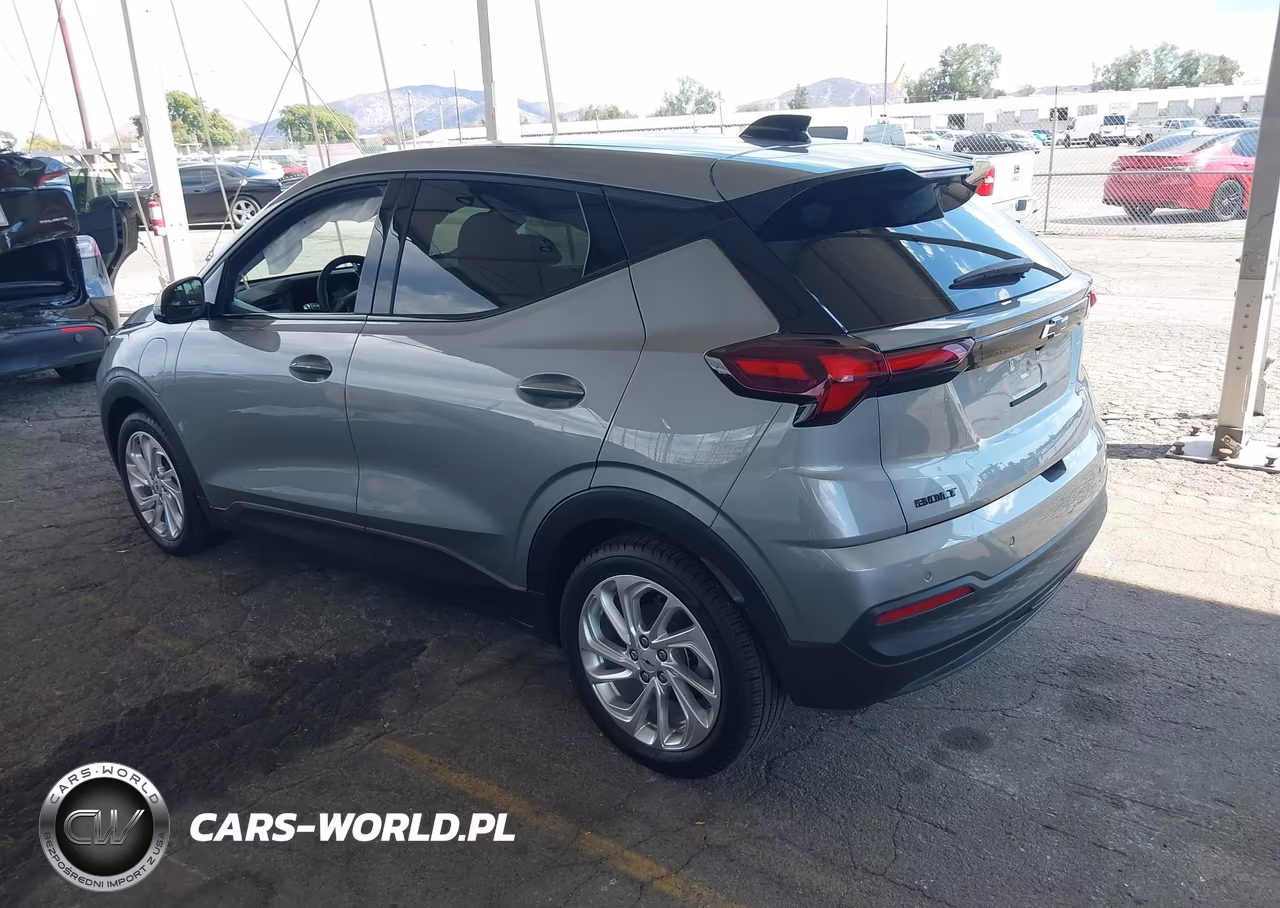 2027 Chevrolet Bolt Lt Fwd VIN:1G1FY6EV1VF108747 - 3