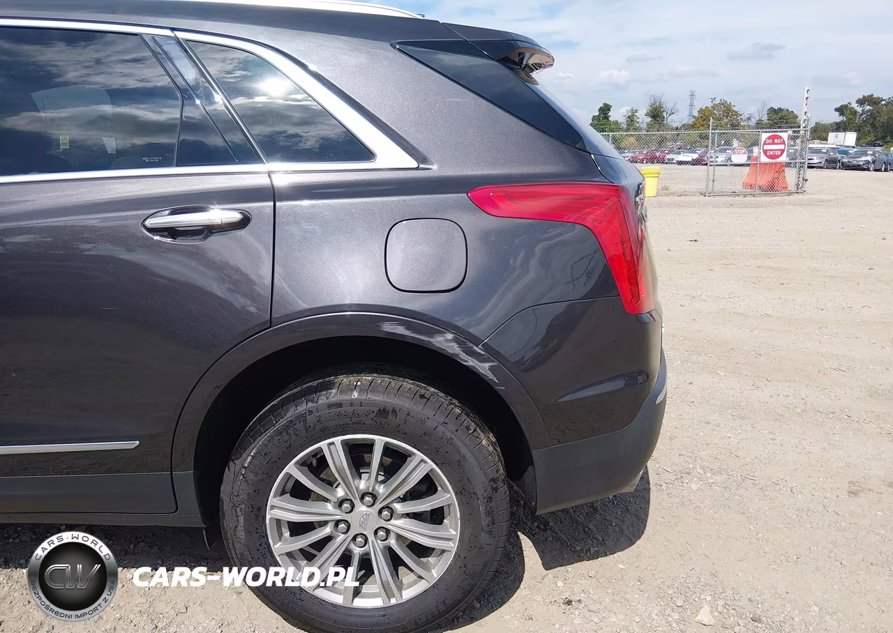 2018 Cadillac Xt5 Luxury VIN:1GYKNDRS7JZ170725 - 18