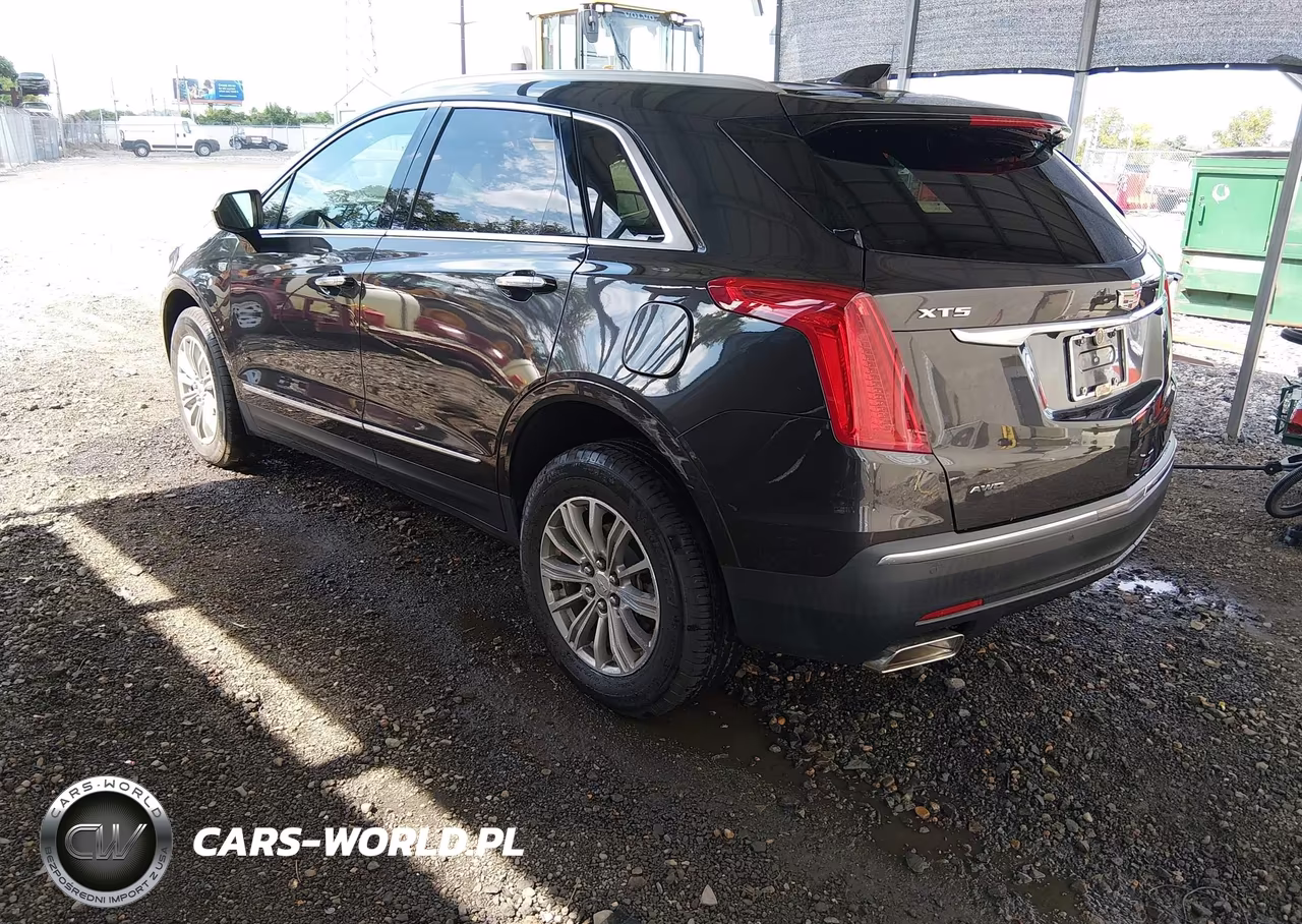 2018 Cadillac Xt5 Luxury VIN:1GYKNDRS7JZ170725 - 3