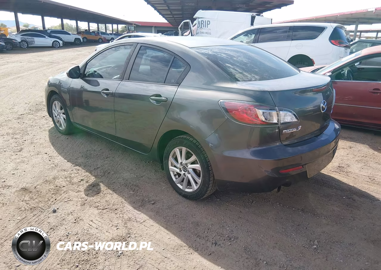 2013 Mazda Mazda3 I Touring VIN:JM1BL1V85D1711911 - 3