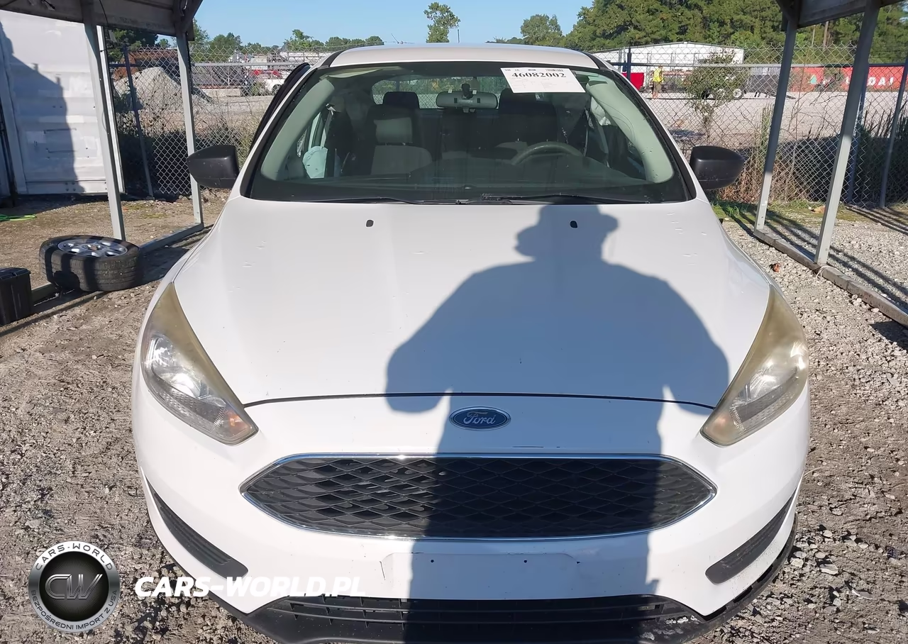 2018 Ford Focus S VIN:1FADP3E21JL220830 - 12