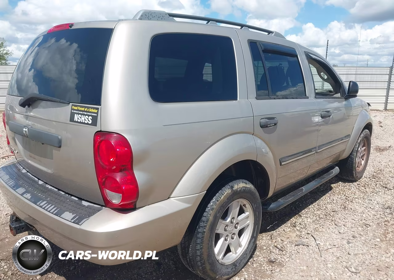 2008 Dodge Durango Slt VIN:1D8HD48K28F105640 - 4