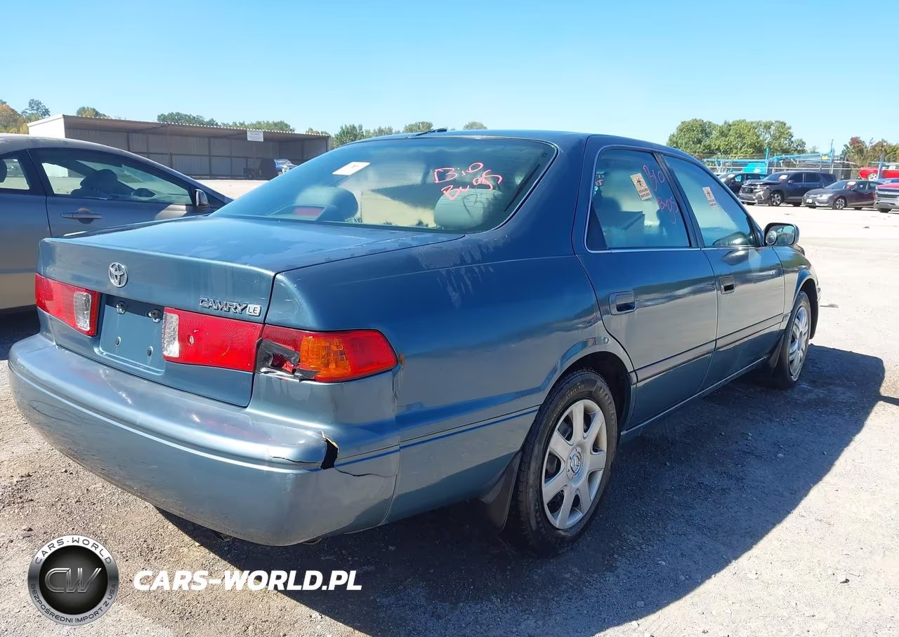 2001 Toyota Camry Le VIN:4T1BG22K71U807183 - 4