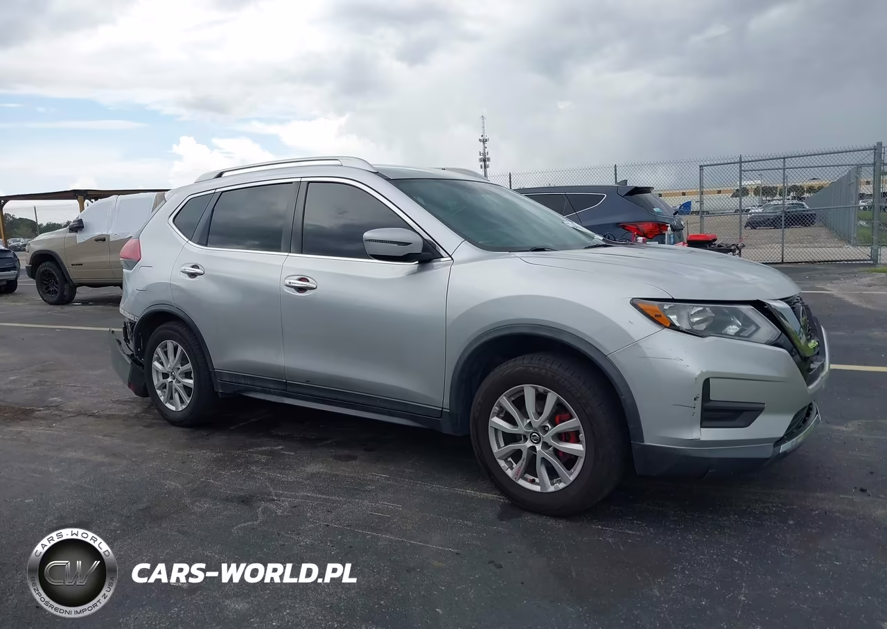 2018 Nissan Rogue Sv