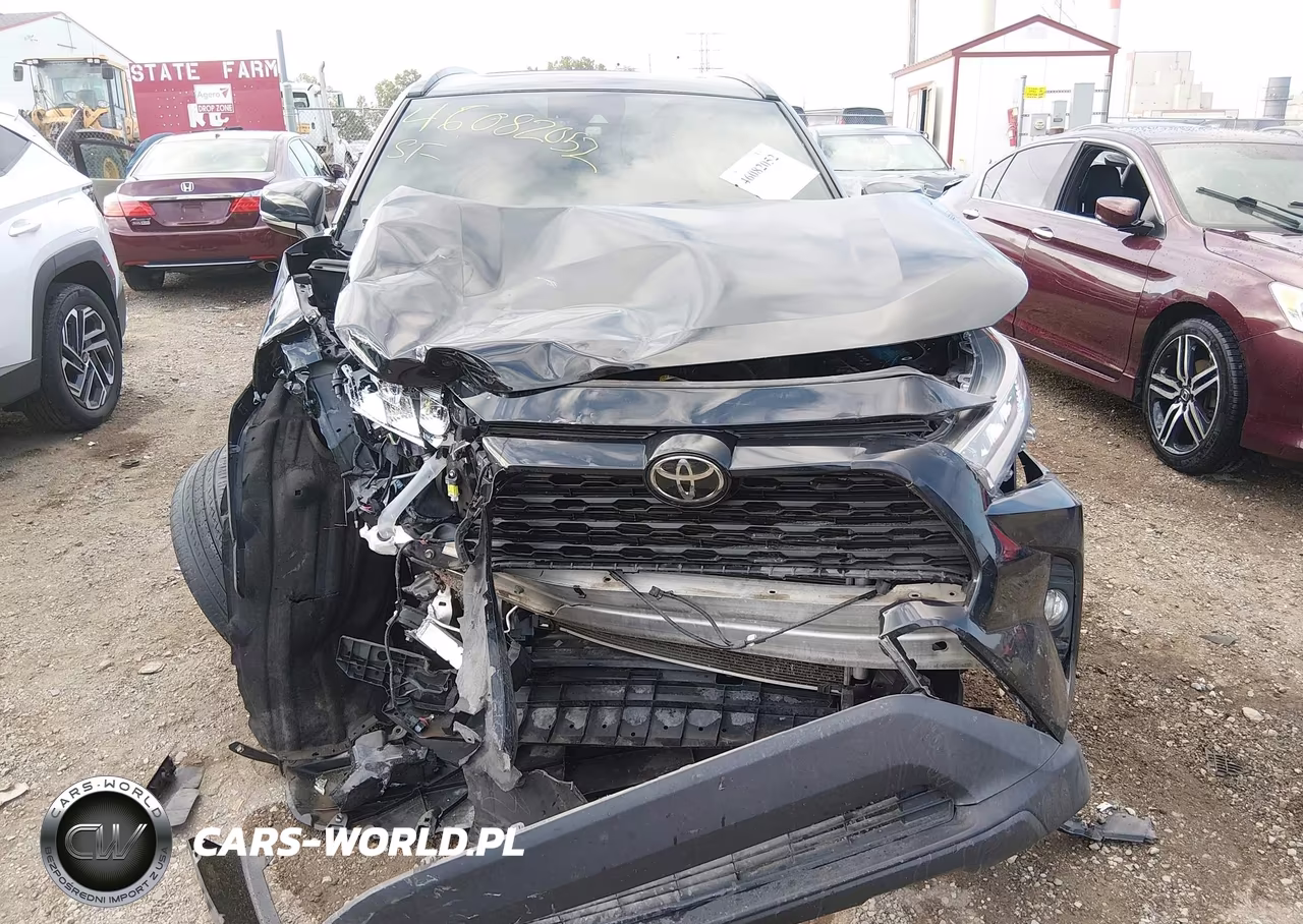 2021 Toyota Rav4 Xle Premium VIN:2T3A1RFV9MC239008 - 12