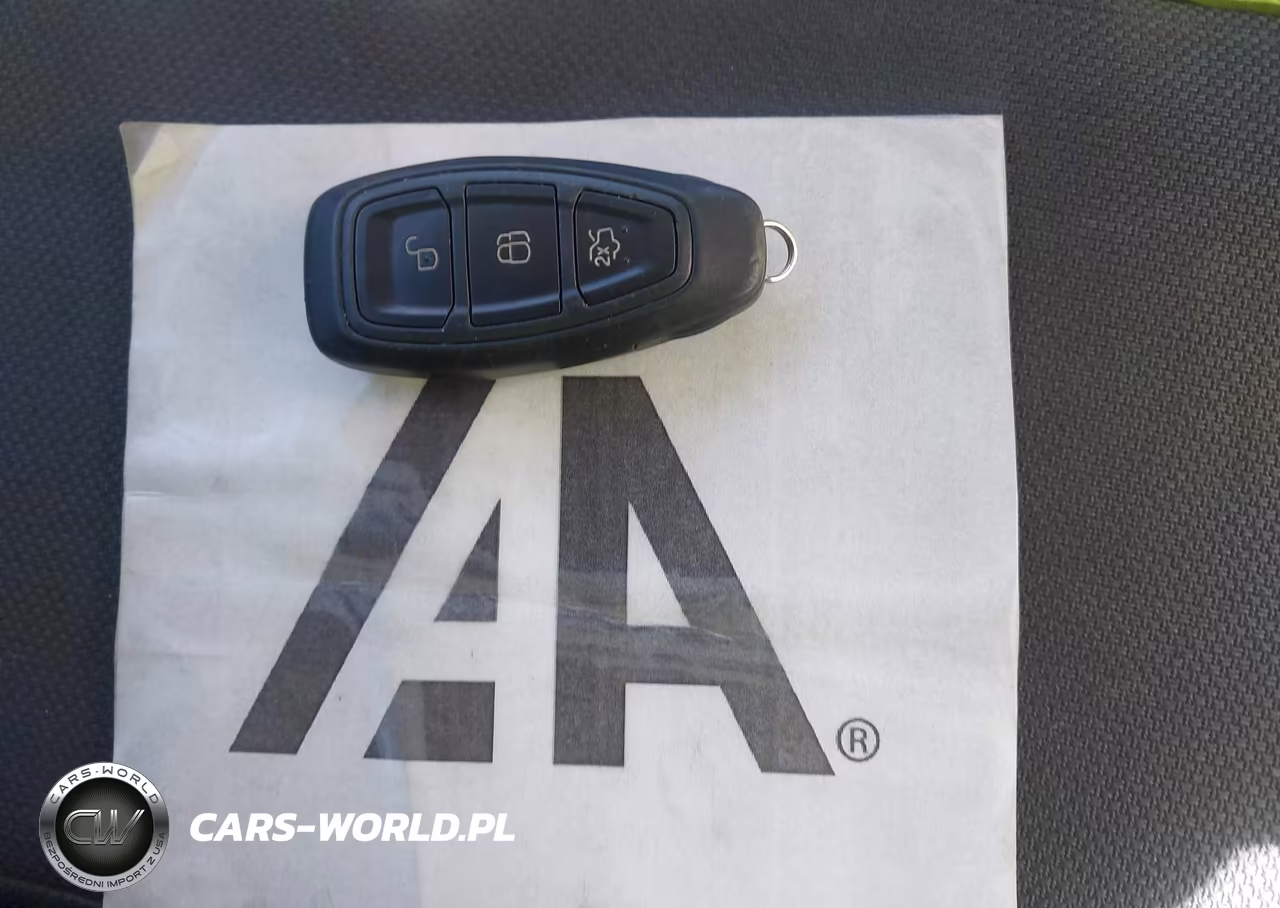 2015 Ford Fiesta Titanium VIN:3FADP4FJ2FM191775 - 11