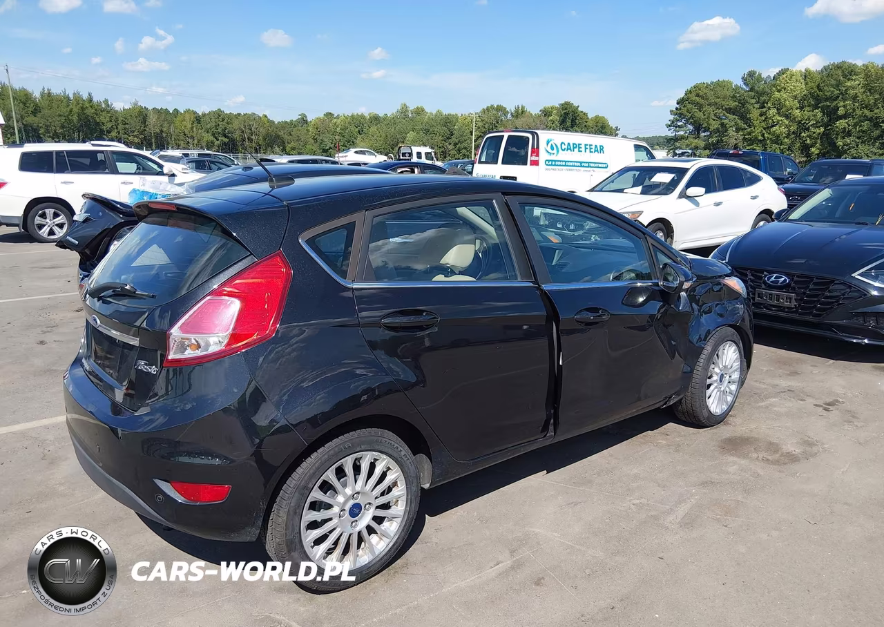 2015 Ford Fiesta Titanium VIN:3FADP4FJ2FM191775 - 4