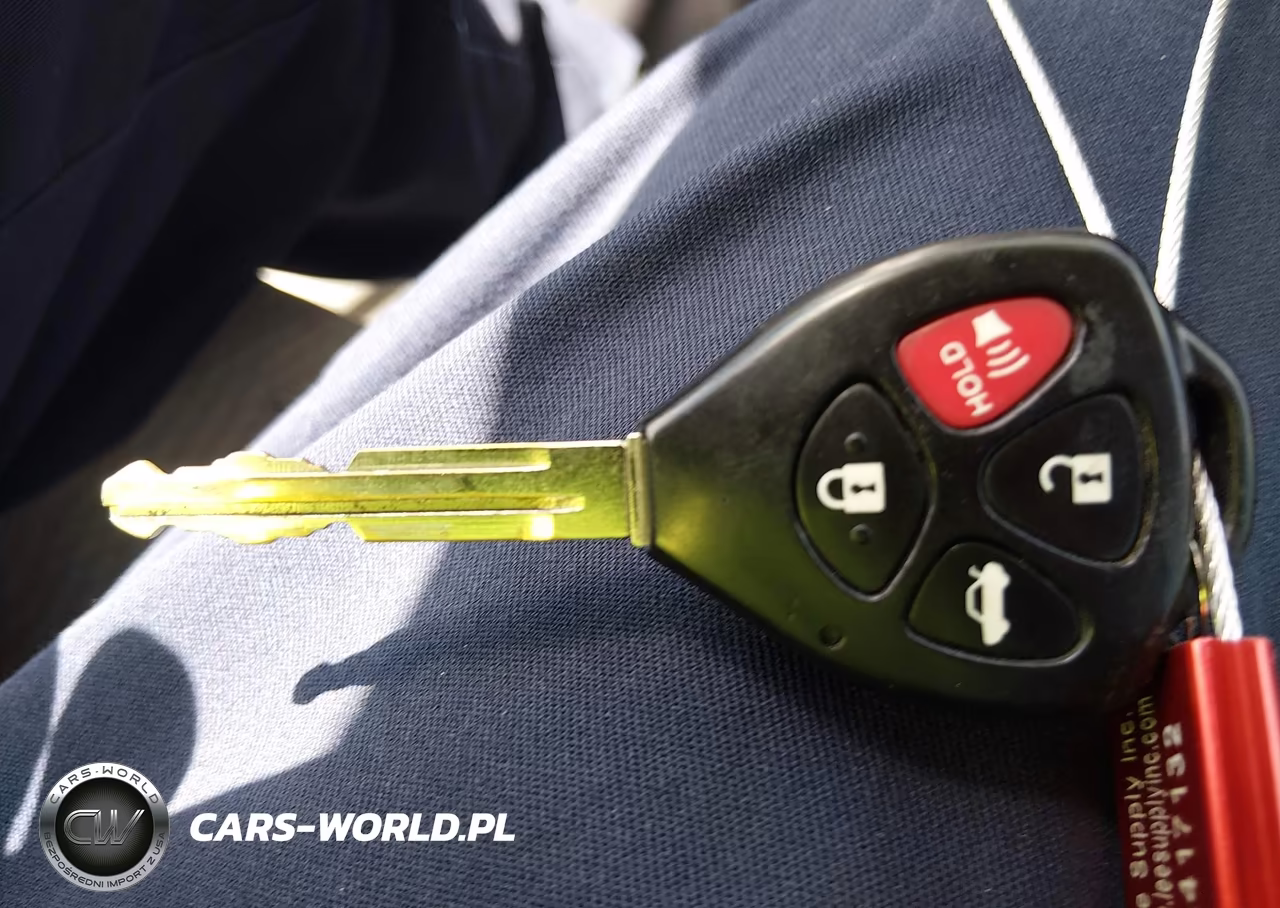 2007 Toyota Corolla Le VIN:1NXBR32E87Z880730 - 11