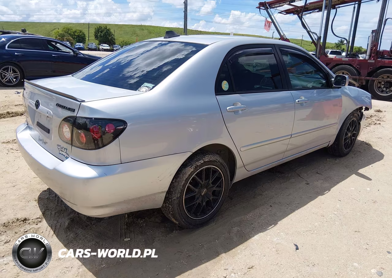 2007 Toyota Corolla Le VIN:1NXBR32E87Z880730 - 4