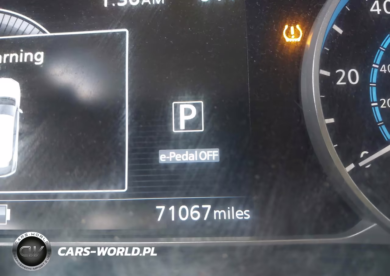 2018 Nissan Leaf S VIN:1N4AZ1CP1JC306834 - 12
