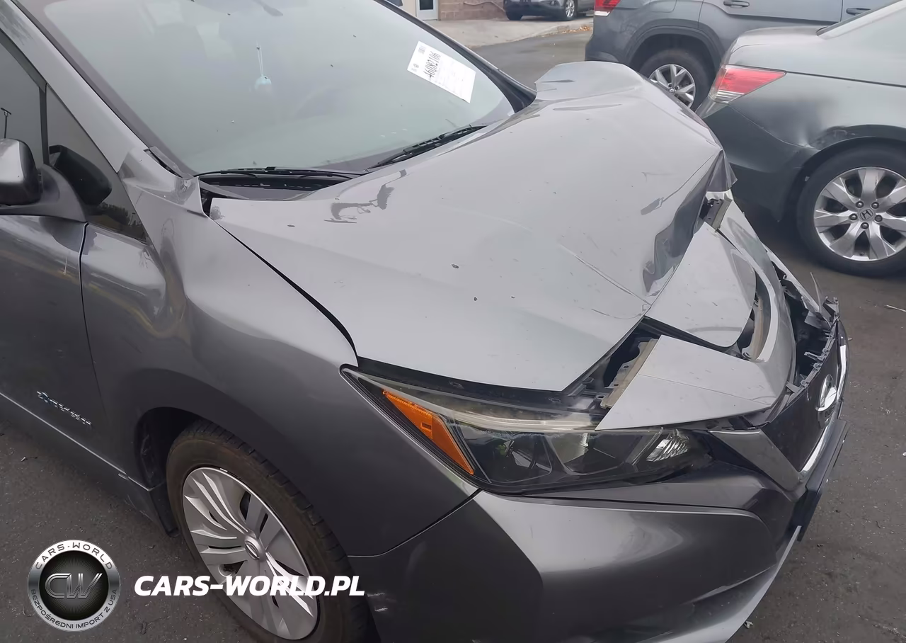 2018 Nissan Leaf S VIN:1N4AZ1CP1JC306834 - 15