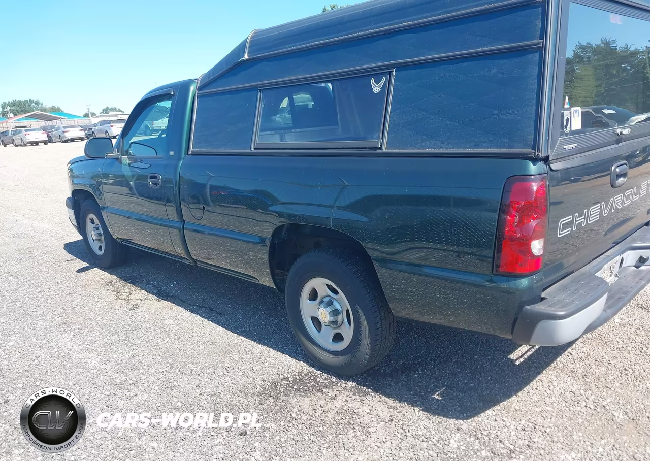 2004 Chevrolet Silverado 1500 Work Truck VIN:1GCEC14X64Z344945 - 3