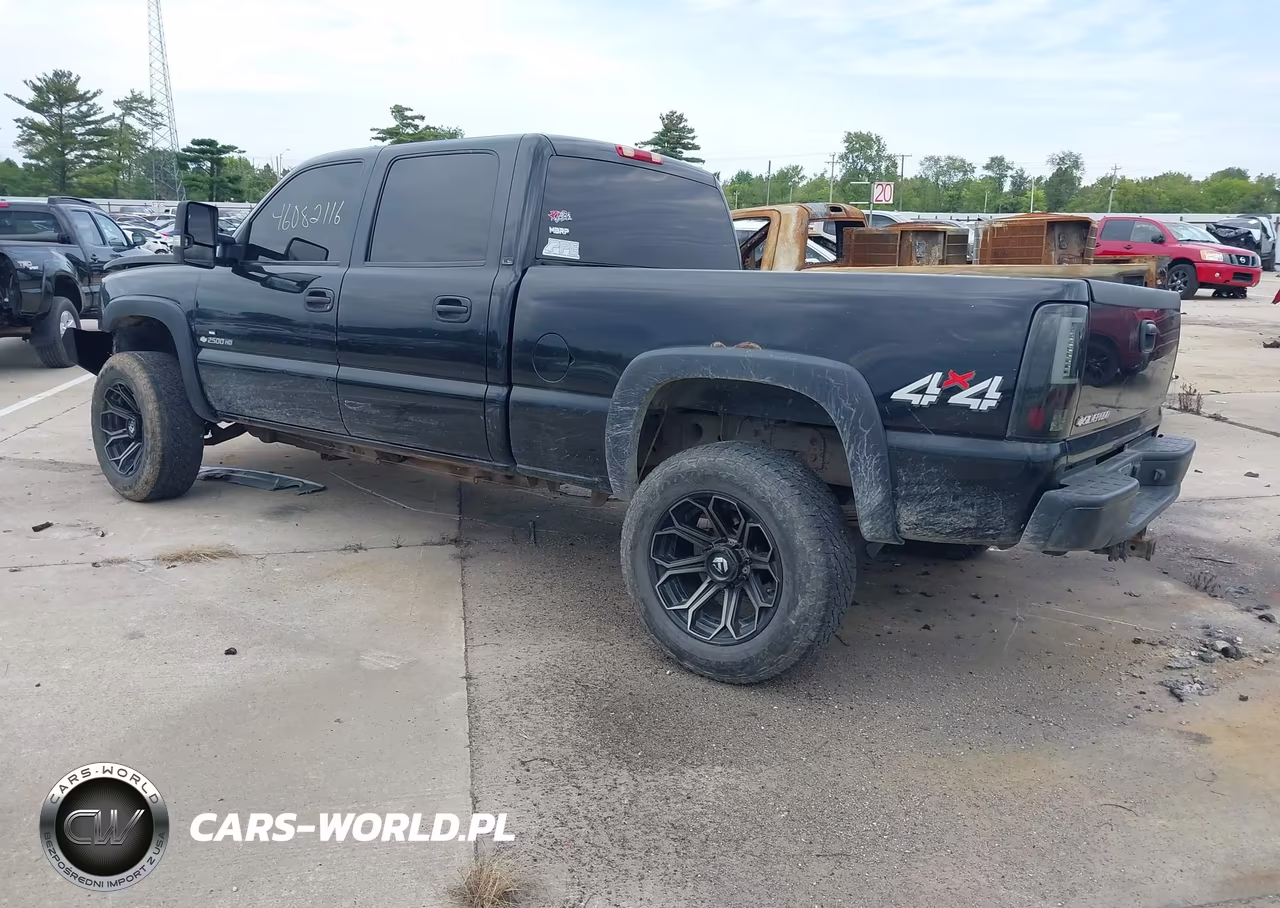 2005 Chevrolet Silverado 2500Hd Ls VIN:1GCHK23295F918579 - 3