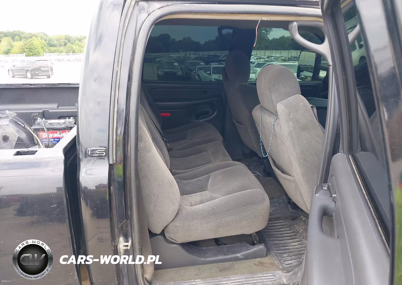 2005 Chevrolet Silverado 2500Hd Ls VIN:1GCHK23295F918579 - 8