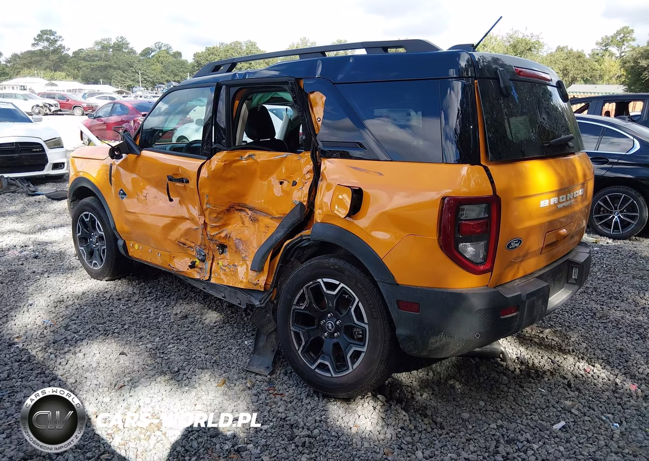 2026 Ford Bronco Sport Outer Banks VIN:3FMCR9CN1TRE58077 - 3
