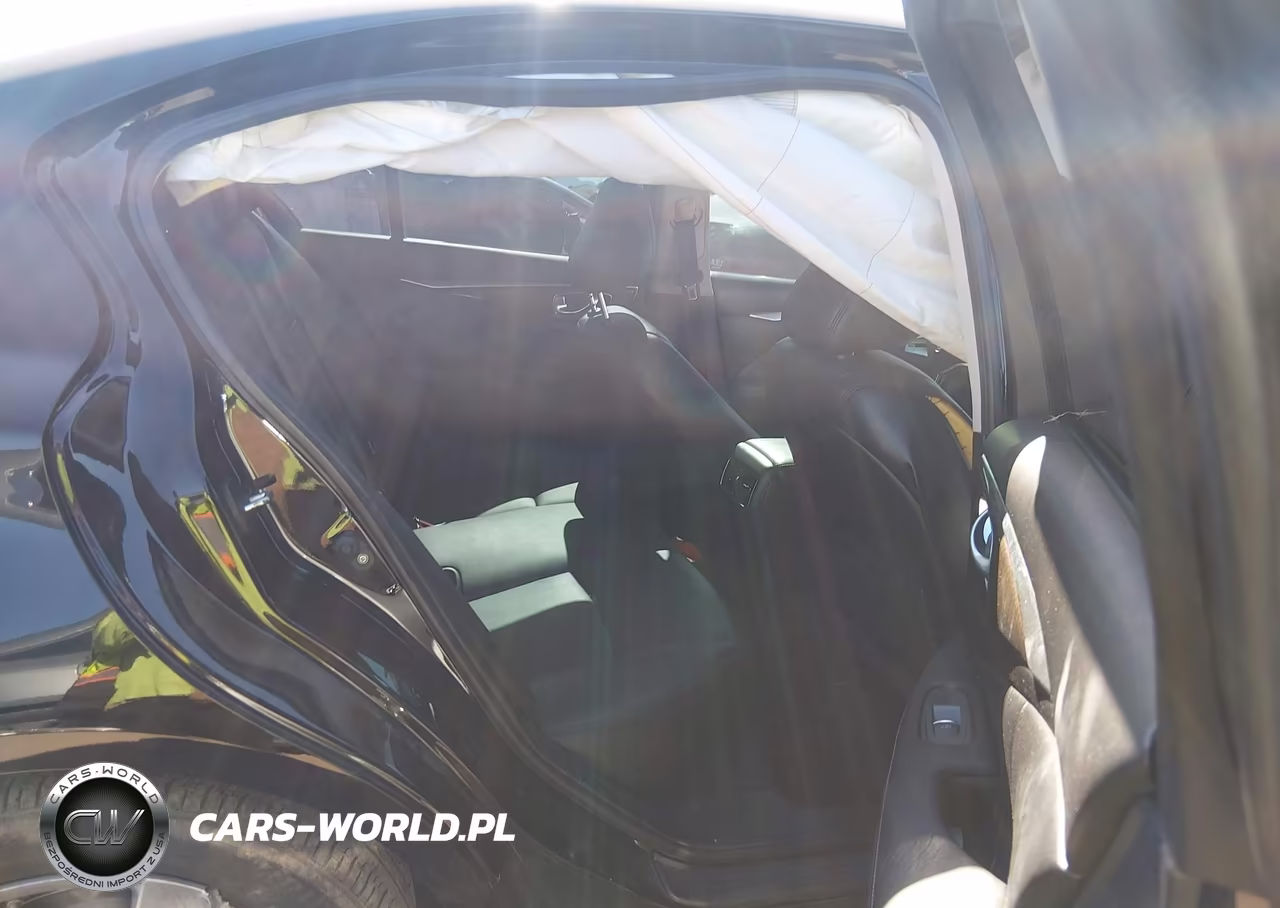2018 Infiniti Q50 Luxe VIN:JN1EV7APXJM362393 - 8