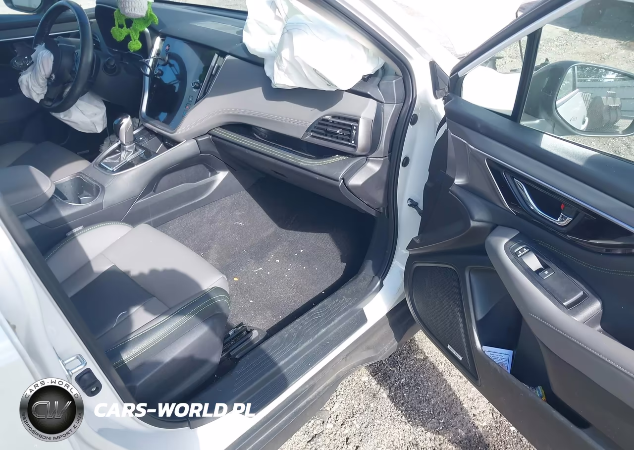2024 Subaru Outback Onyx Edition VIN:4S4BTALC2R3183758 - 5