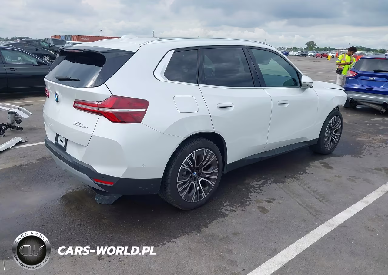 2025 BMW X3 30 xDrive VIN:5UX53GP09S9Z42508 - 4