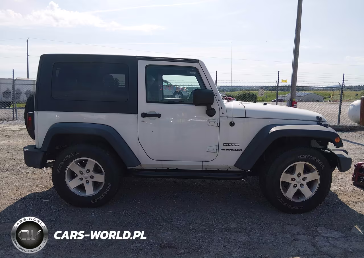 2010 Jeep Wrangler Sport VIN:1J4AA2D11AL171320 - 13
