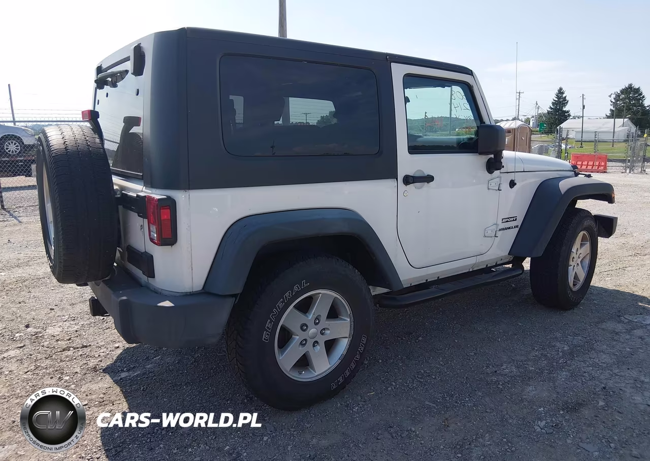 2010 Jeep Wrangler Sport VIN:1J4AA2D11AL171320 - 4
