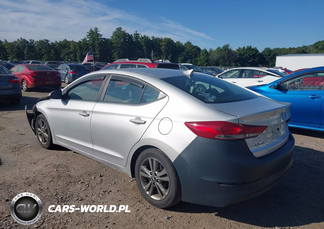 2018 Hyundai Elantra Sel VIN:5NPD84LFXJH255423 - 3
