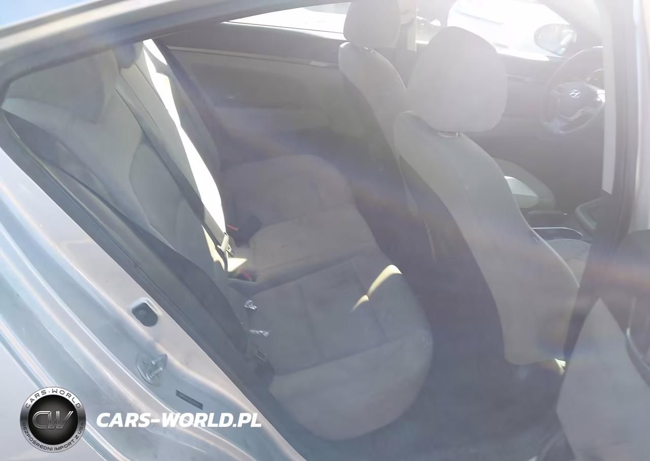 2018 Hyundai Elantra Sel VIN:5NPD84LFXJH255423 - 8