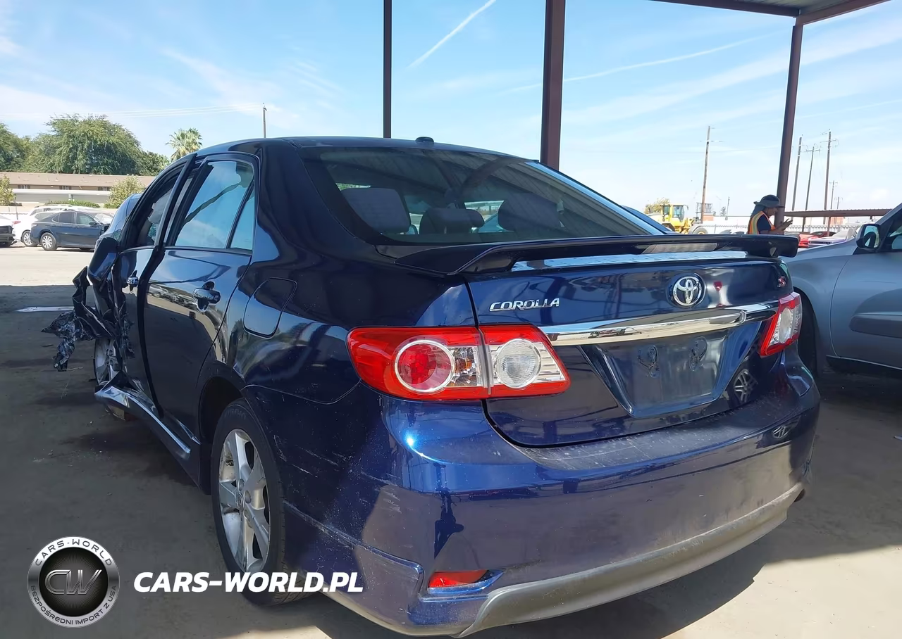 2011 Toyota Corolla S VIN:2T1BU4EE4BC668188 - 3