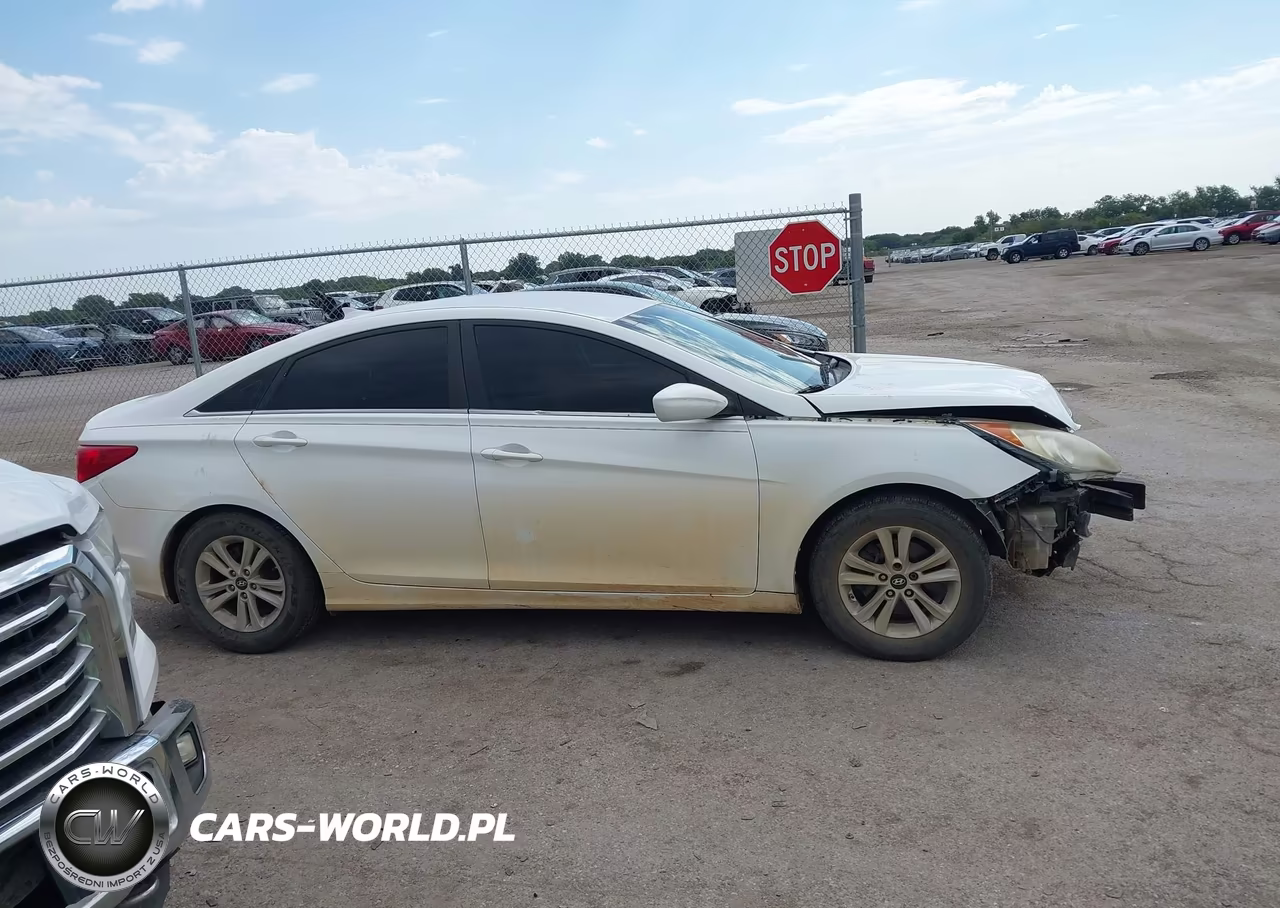 2013 Hyundai Sonata Gls VIN:5NPEB4AC4DH693860 - 11