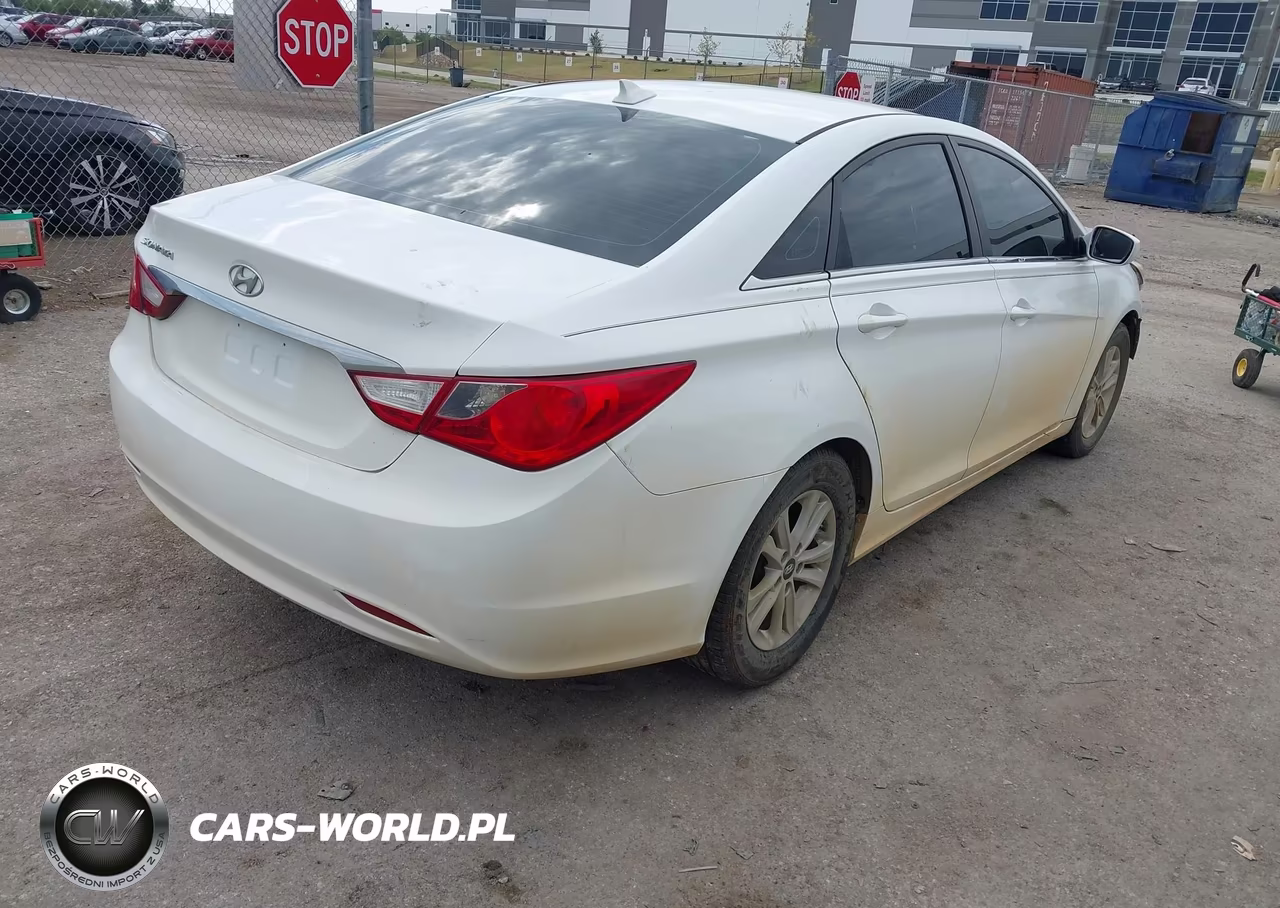 2013 Hyundai Sonata Gls VIN:5NPEB4AC4DH693860 - 4