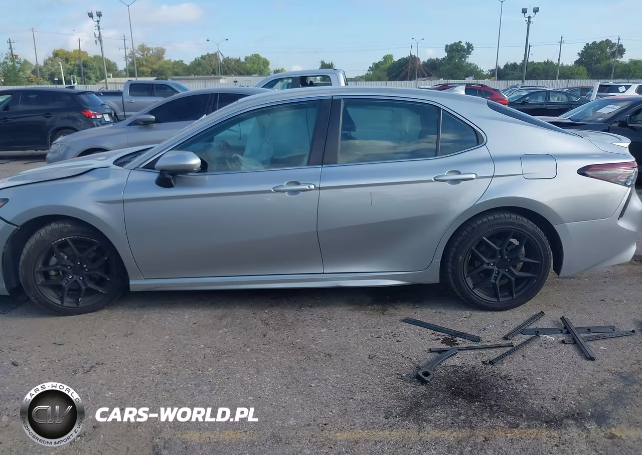 2021 Toyota Camry Se VIN:4T1G11AK9MU560885 - 14