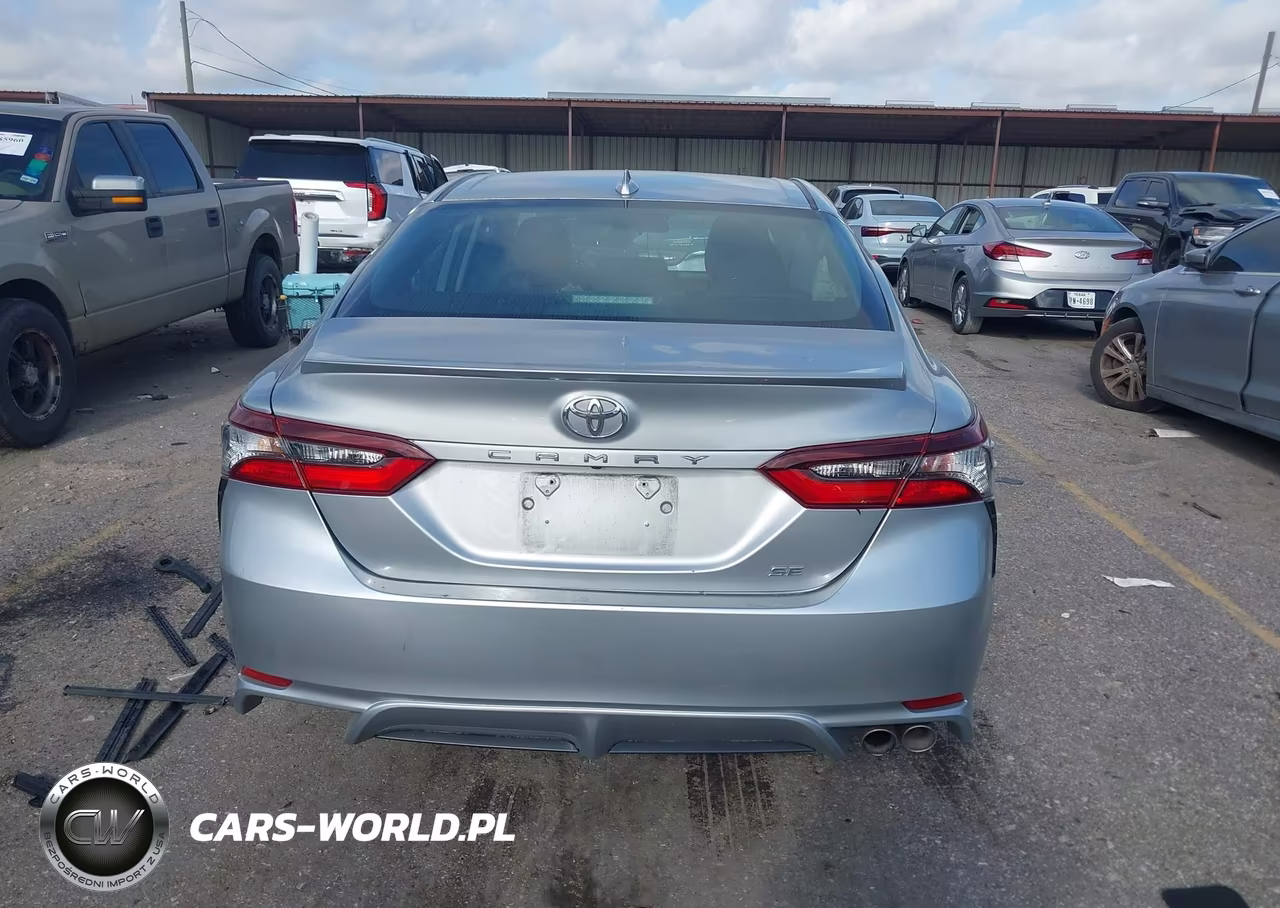 2021 Toyota Camry Se VIN:4T1G11AK9MU560885 - 16