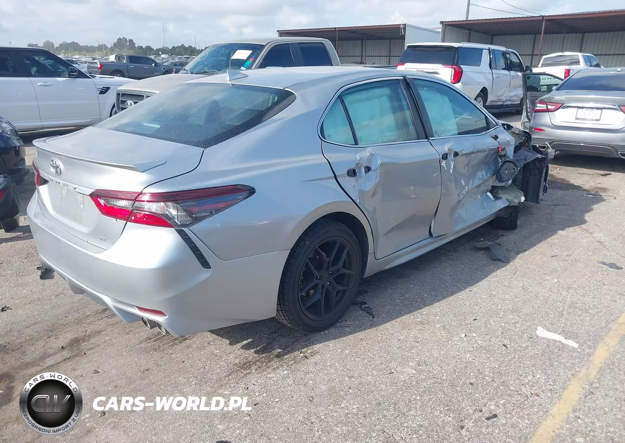 2021 Toyota Camry Se VIN:4T1G11AK9MU560885 - 4