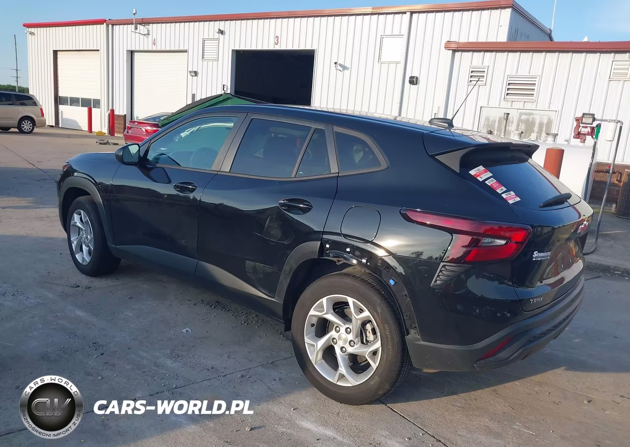 2025 Chevrolet Trax Fwd Ls VIN:KL77LFEPXSC103407 - 3