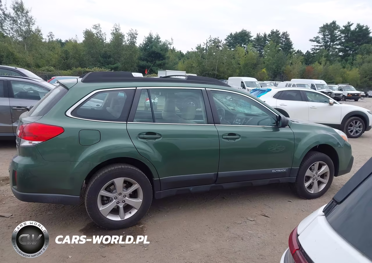2014 Subaru Outback 2.5I VIN:4S4BRBAC8E3282621 - 13