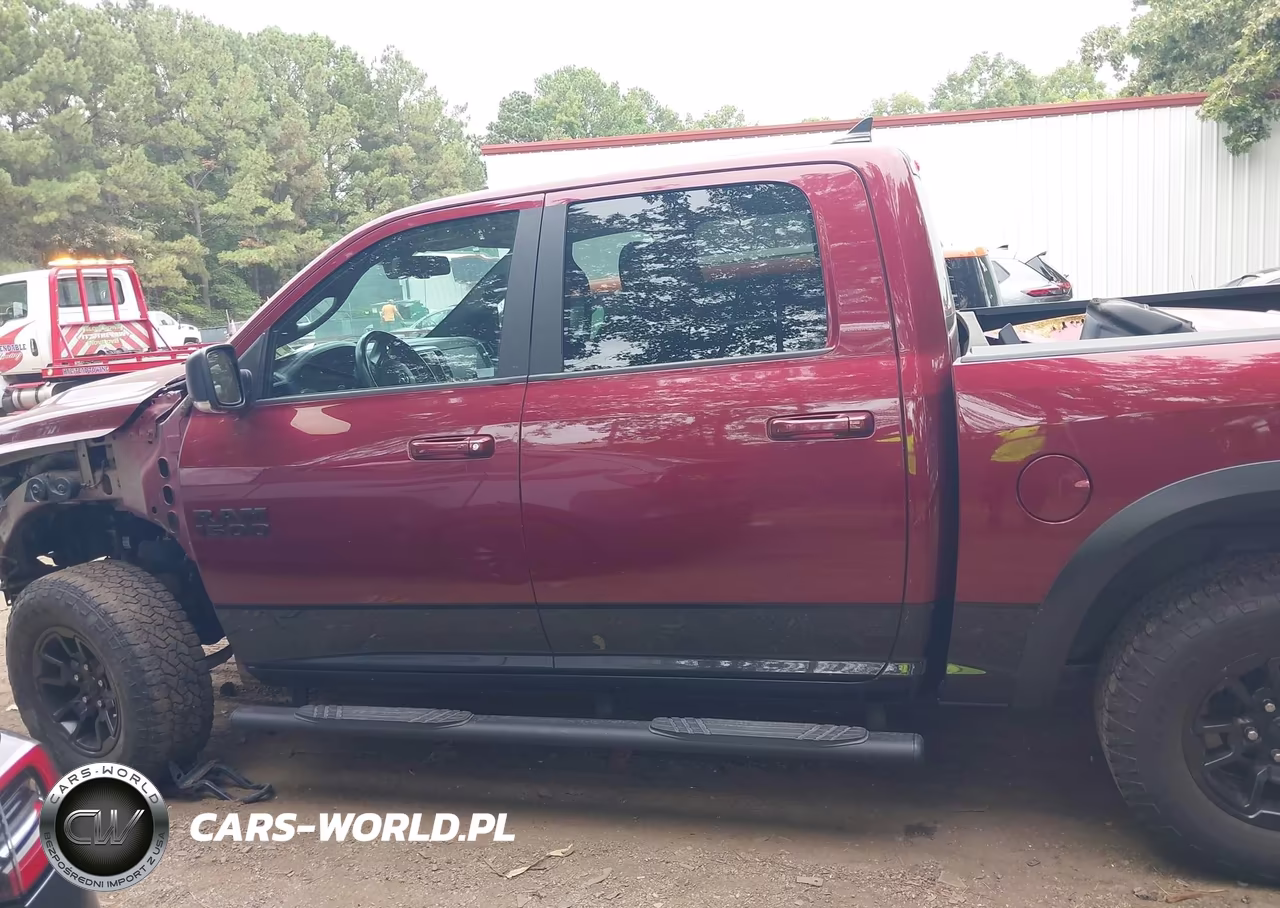 2018 Ram 1500 Rebel VIN:1C6RR7YT2JS158423 - 14