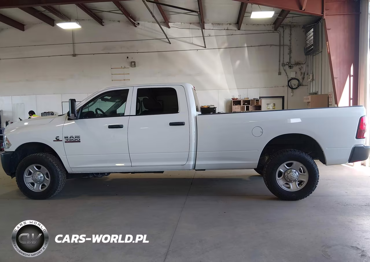 2017 Ram 3500 Tradesman 4X4 8' Box VIN:3C63R3GL7HG711228 - 14
