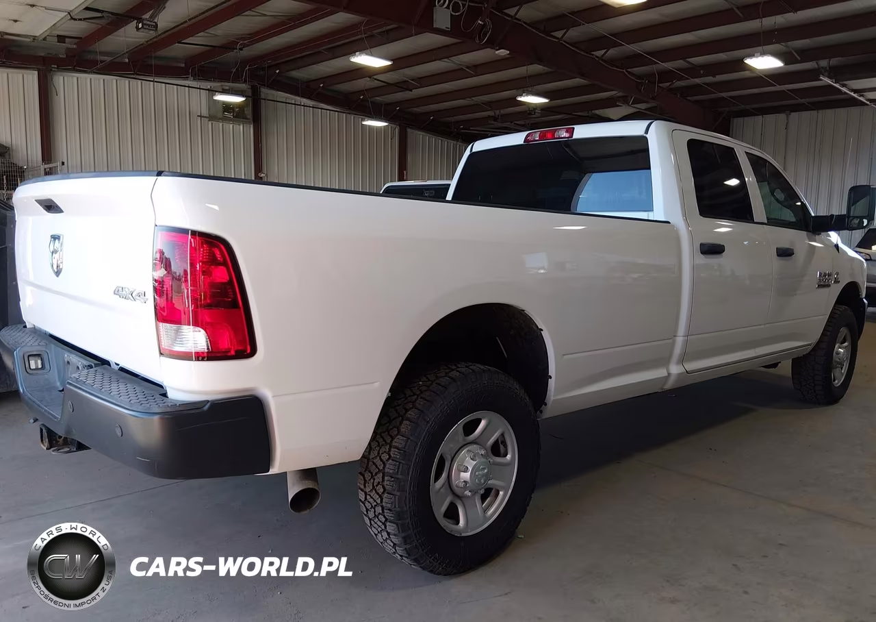 2017 Ram 3500 Tradesman 4X4 8' Box VIN:3C63R3GL7HG711228 - 4