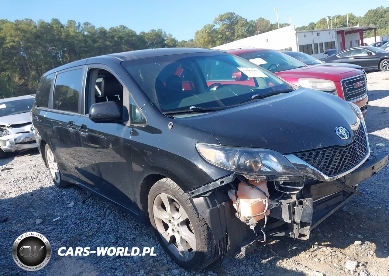 2011 Toyota Sienna Se – zdjęcie 1 z 16