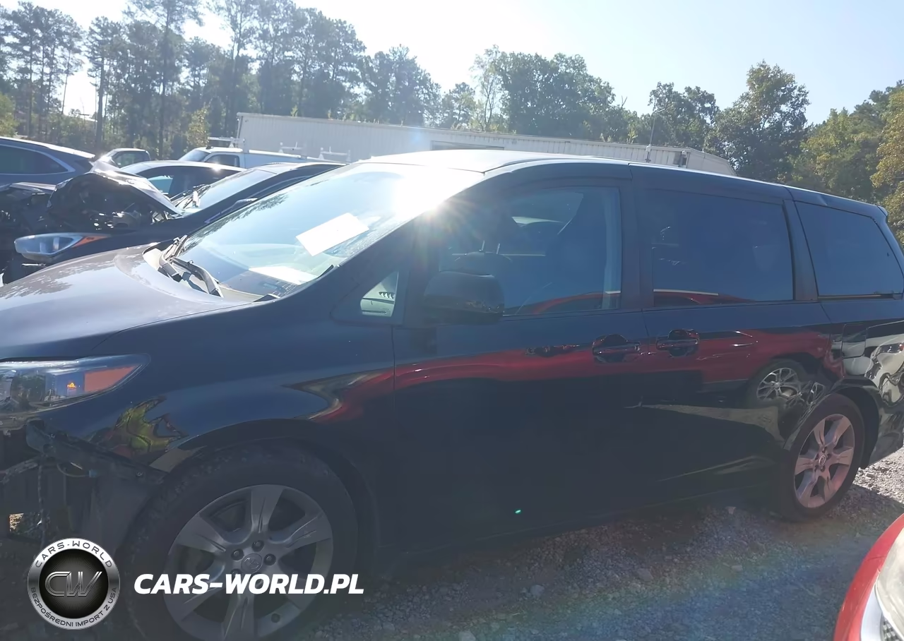 2011 Toyota Sienna Se VIN:5TDXK3DC0BS045227 - 14