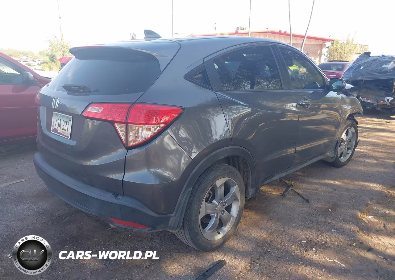 2017 Honda Hr-V Lx VIN:3CZRU5H37HG703166 - 4