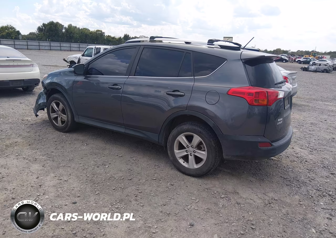 2013 Toyota Rav4 Xle VIN:JTMRFREV0DD042830 - 3
