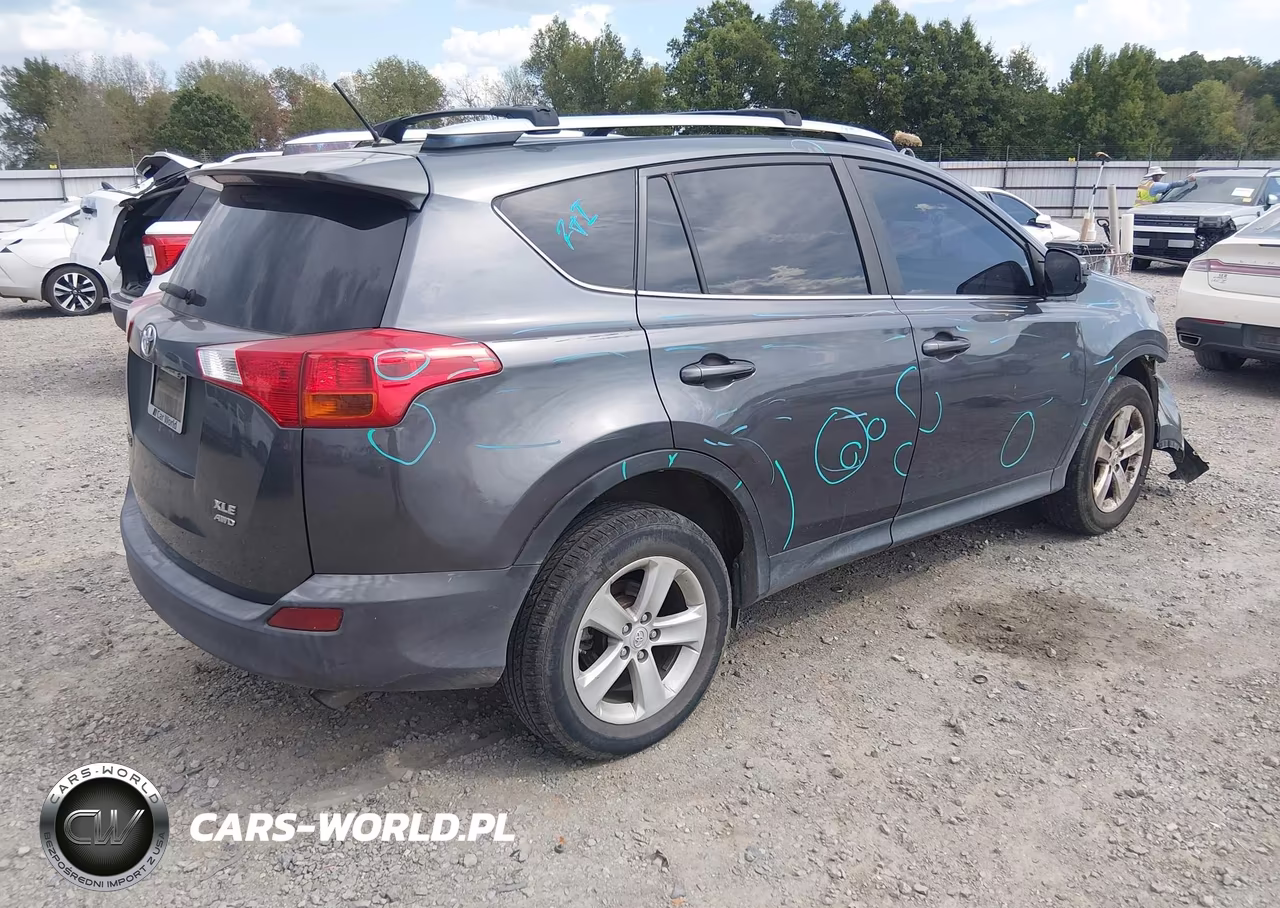 2013 Toyota Rav4 Xle VIN:JTMRFREV0DD042830 - 4