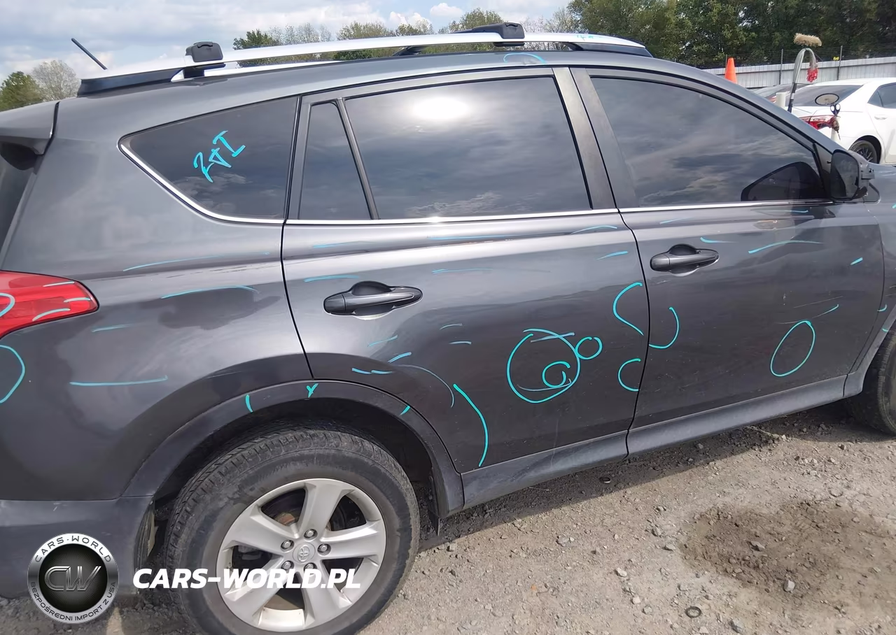 2013 Toyota Rav4 Xle VIN:JTMRFREV0DD042830 - 6