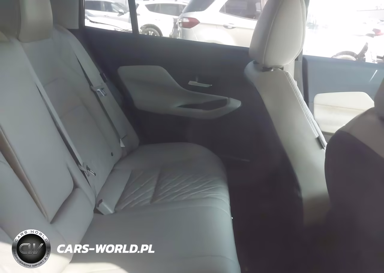 2026 Nissan Sentra Sl VIN:3N1AB9EW0TY225788 - 8