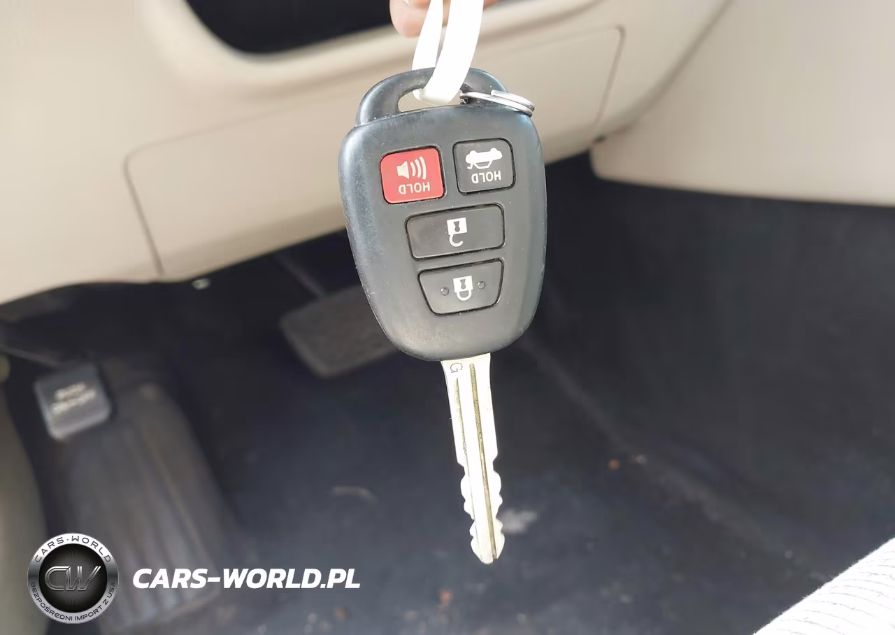 2014 Toyota Camry Le VIN:4T1BF1FK5EU850630 - 11